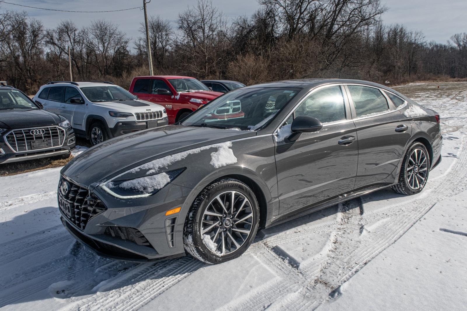 2022 Hyundai SONATA Limited