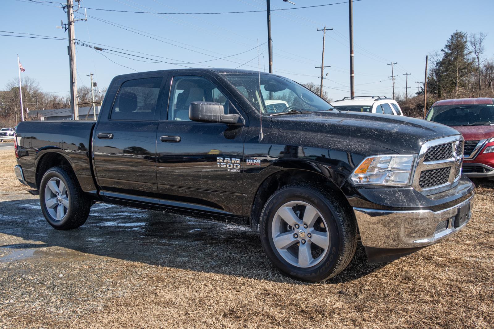 2023 Ram 1500 Classic SLT