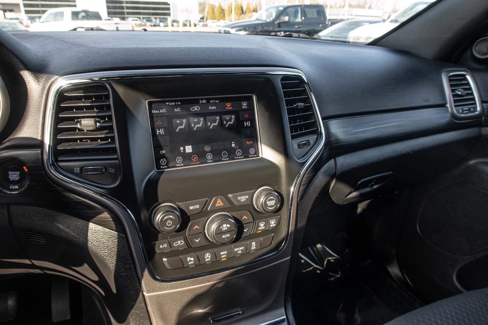 2020 Jeep Grand Cherokee Laredo E