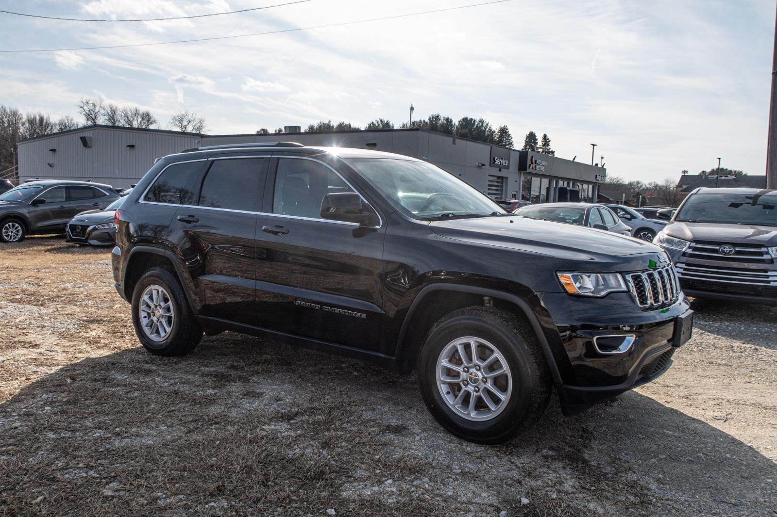 2020 Jeep Grand Cherokee Laredo E