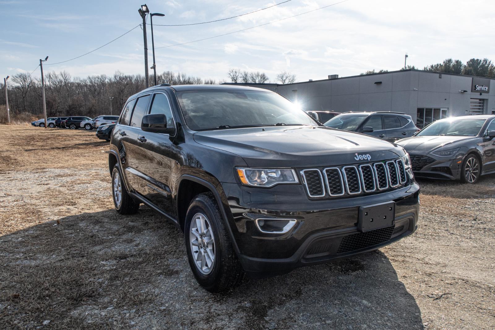 2020 Jeep Grand Cherokee Laredo E