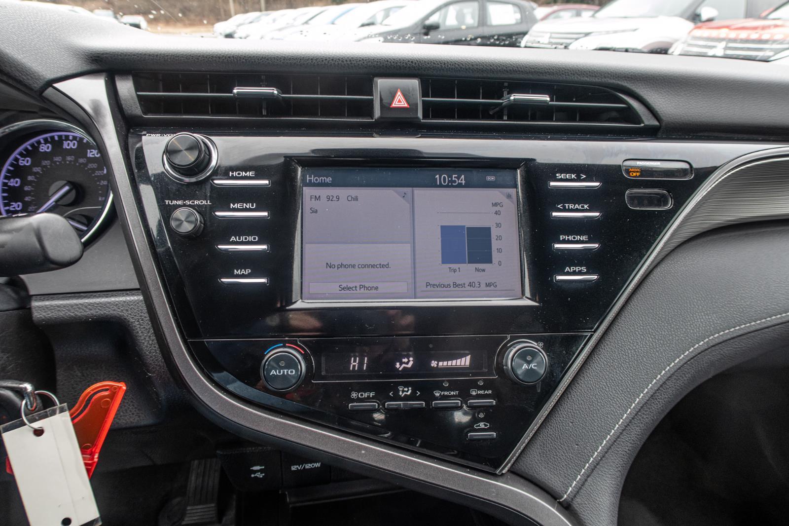 2019 Toyota Camry SE