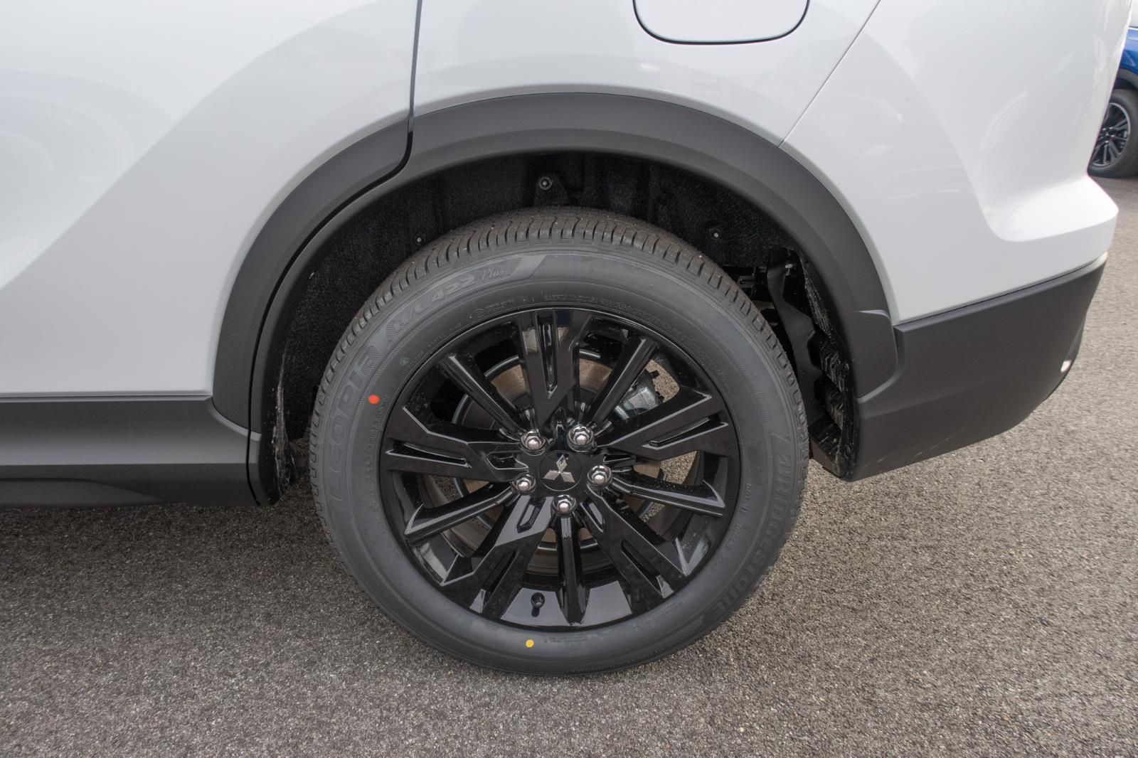 2025 Mitsubishi Eclipse Cross LE