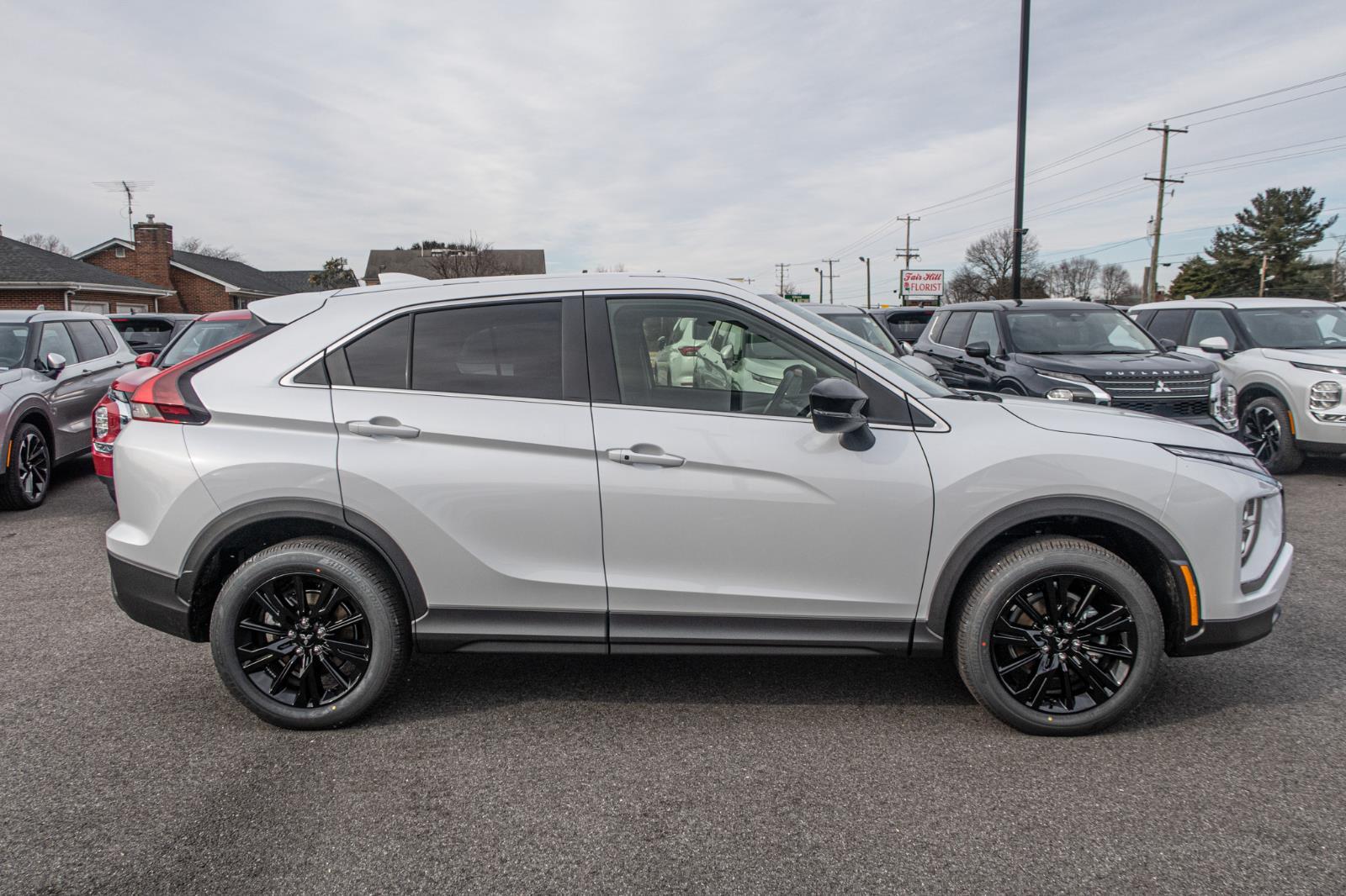 2025 Mitsubishi Eclipse Cross LE