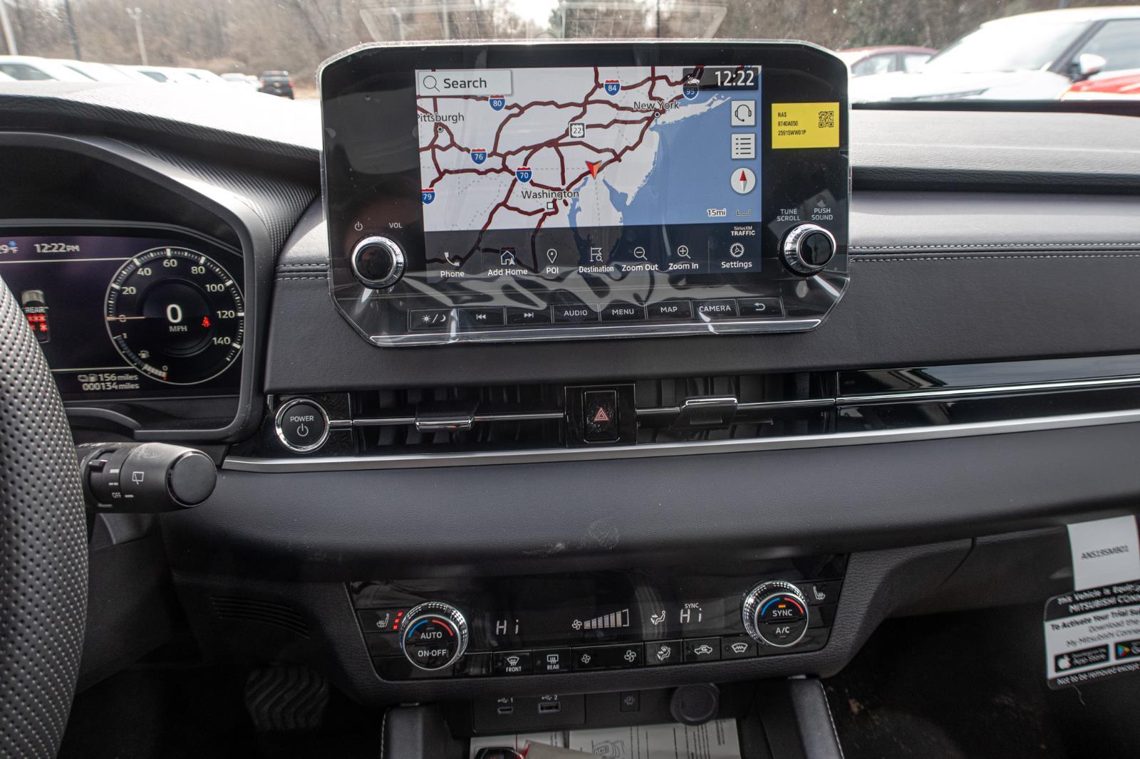 2025 Mitsubishi Outlander PHEV SE