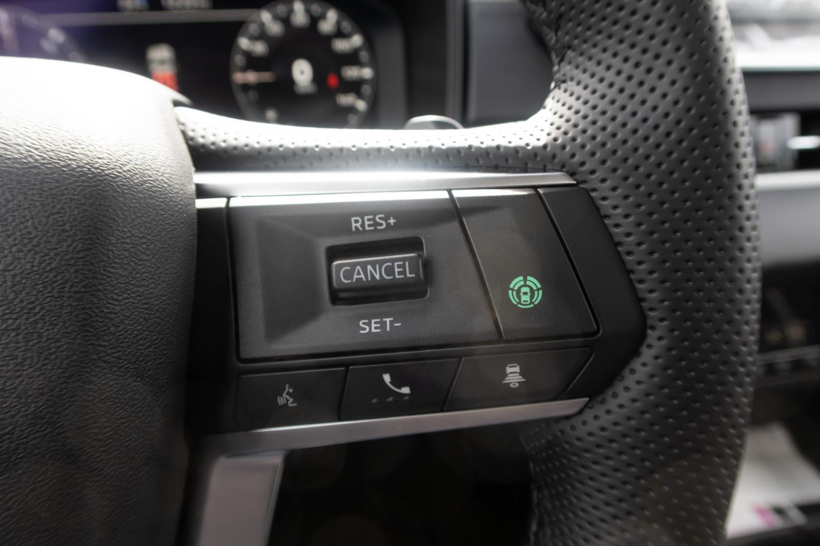 2025 Mitsubishi Outlander PHEV SE