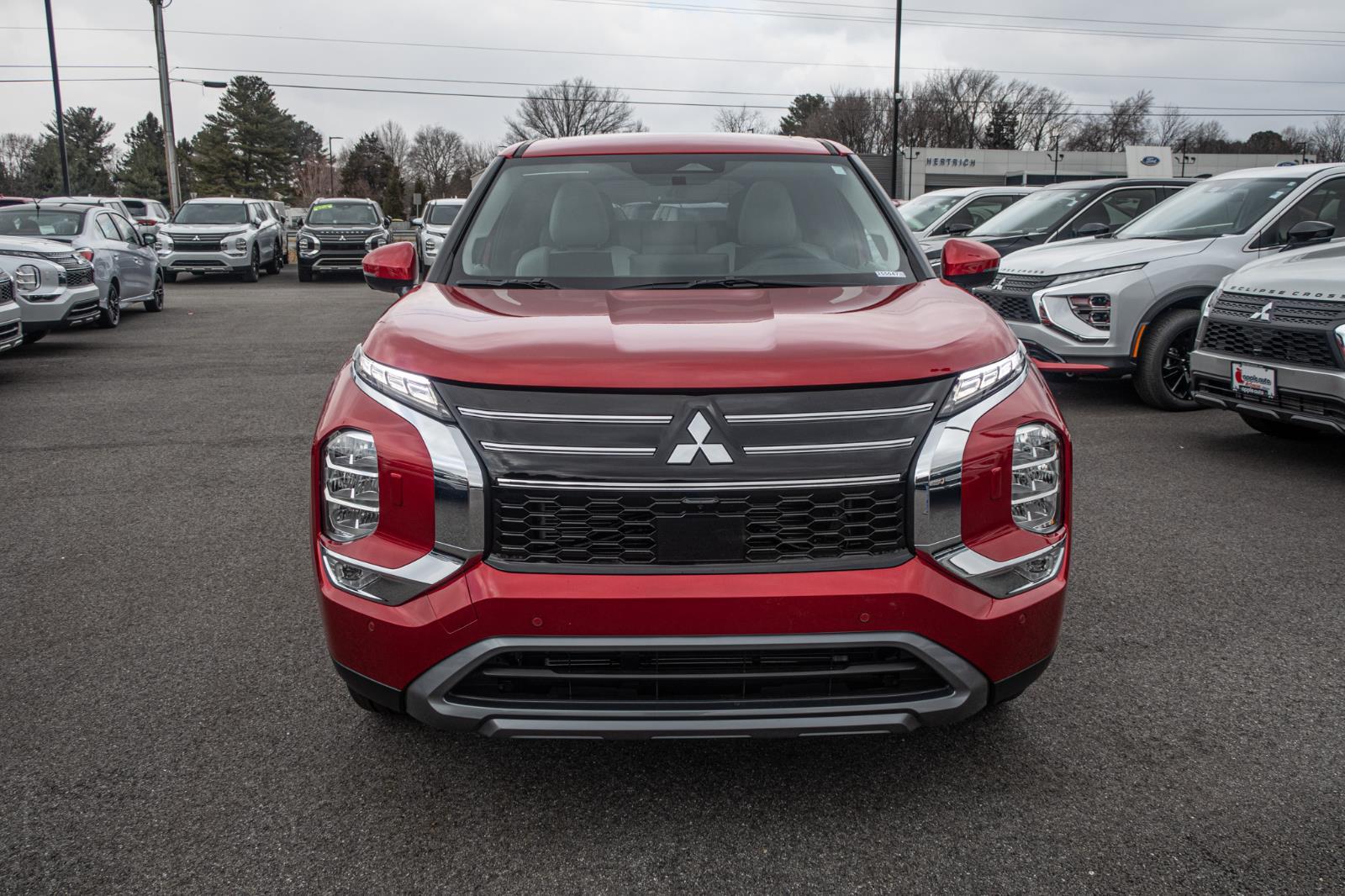 2025 Mitsubishi Outlander SE