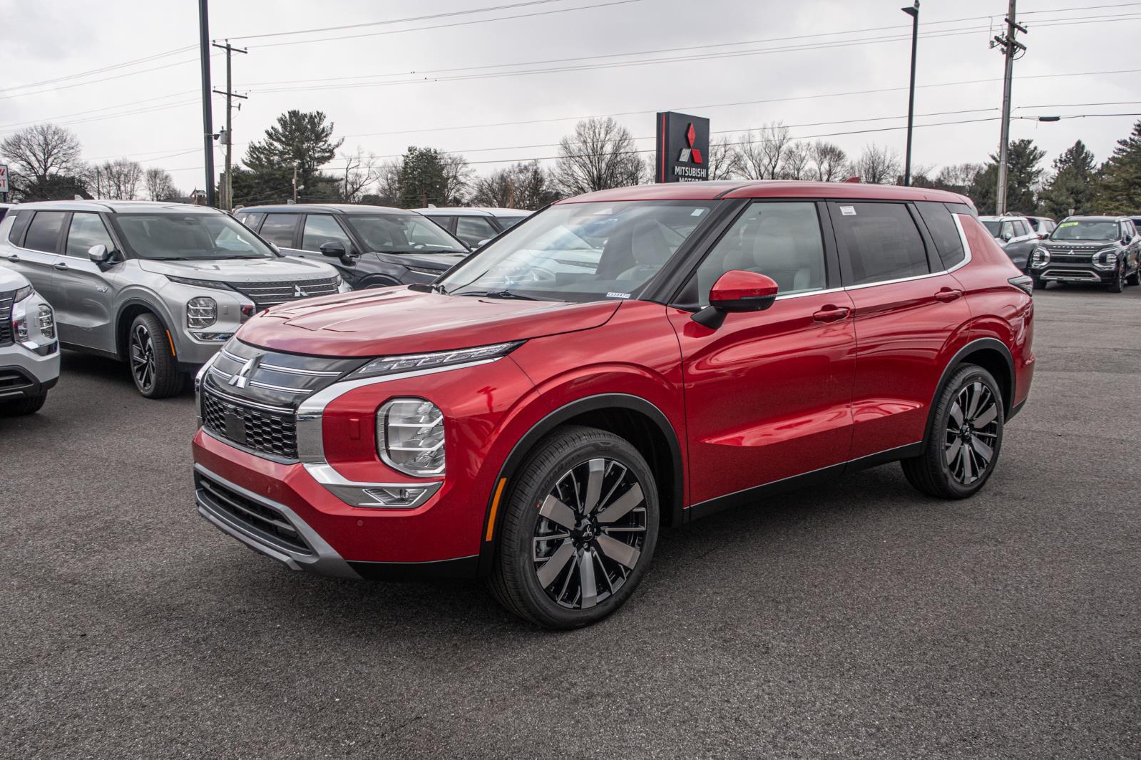 2025 Mitsubishi Outlander SE