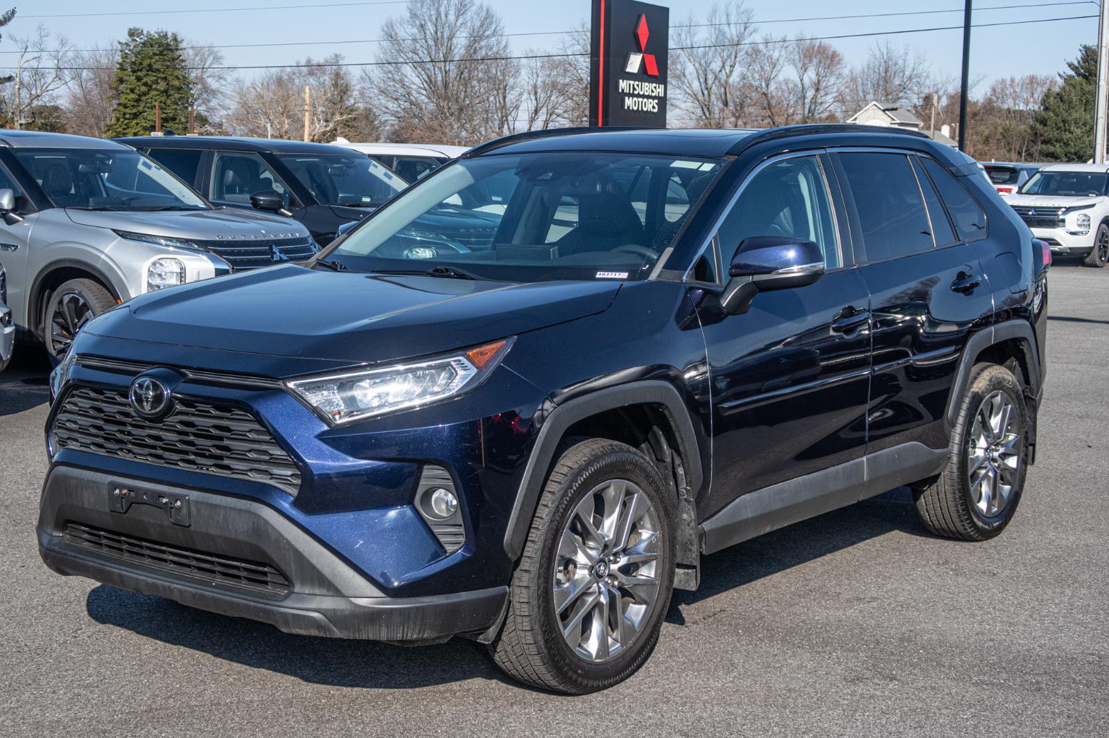 2019 Toyota RAV4 XLE Premium