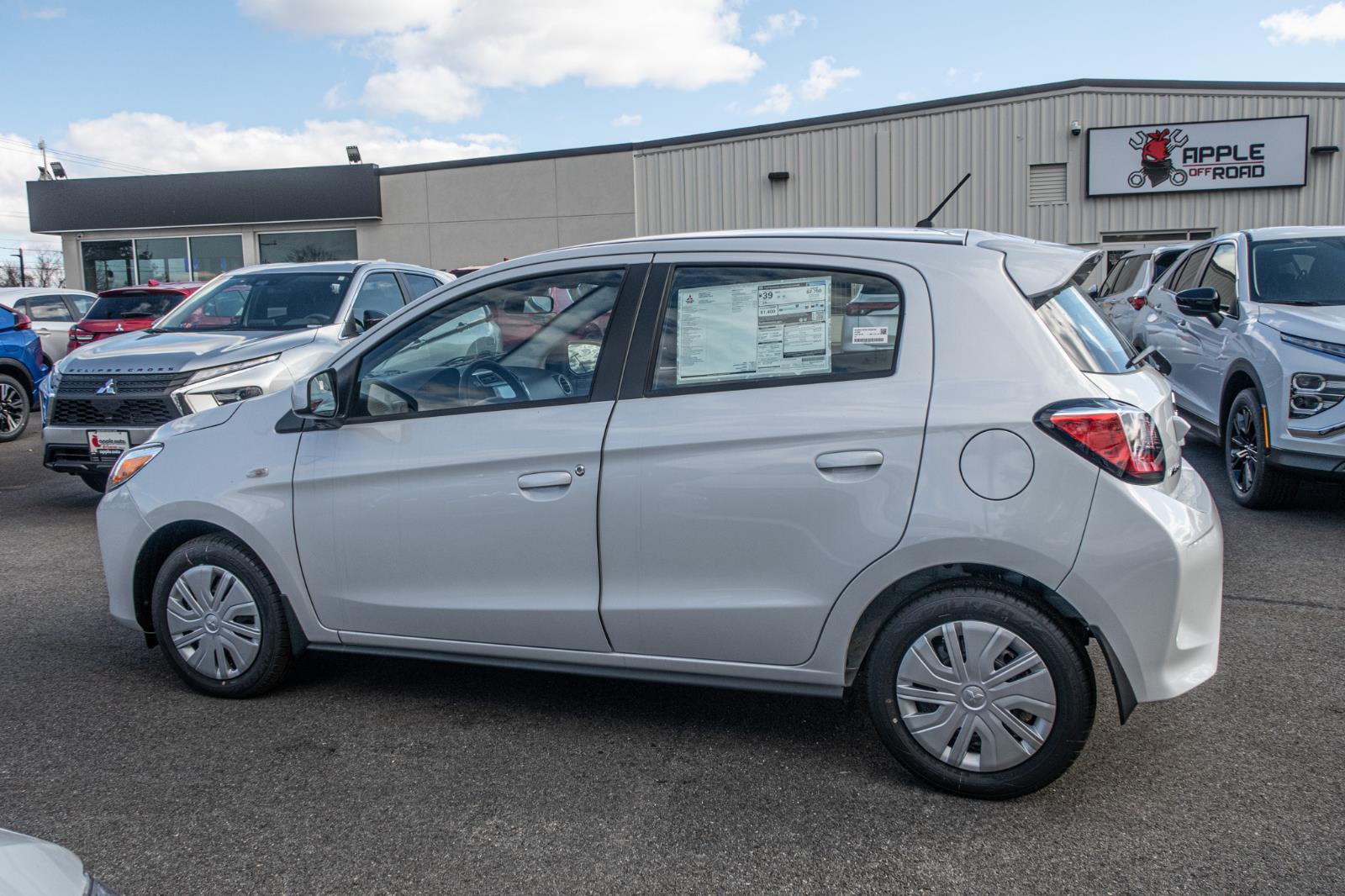 2024 Mitsubishi Mirage ES