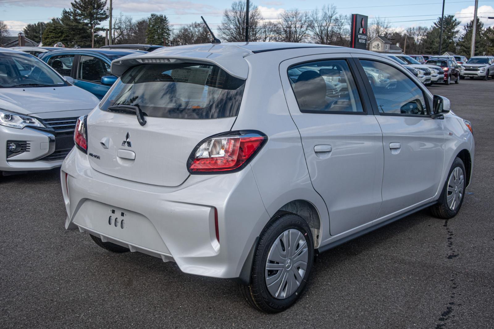 2024 Mitsubishi Mirage ES