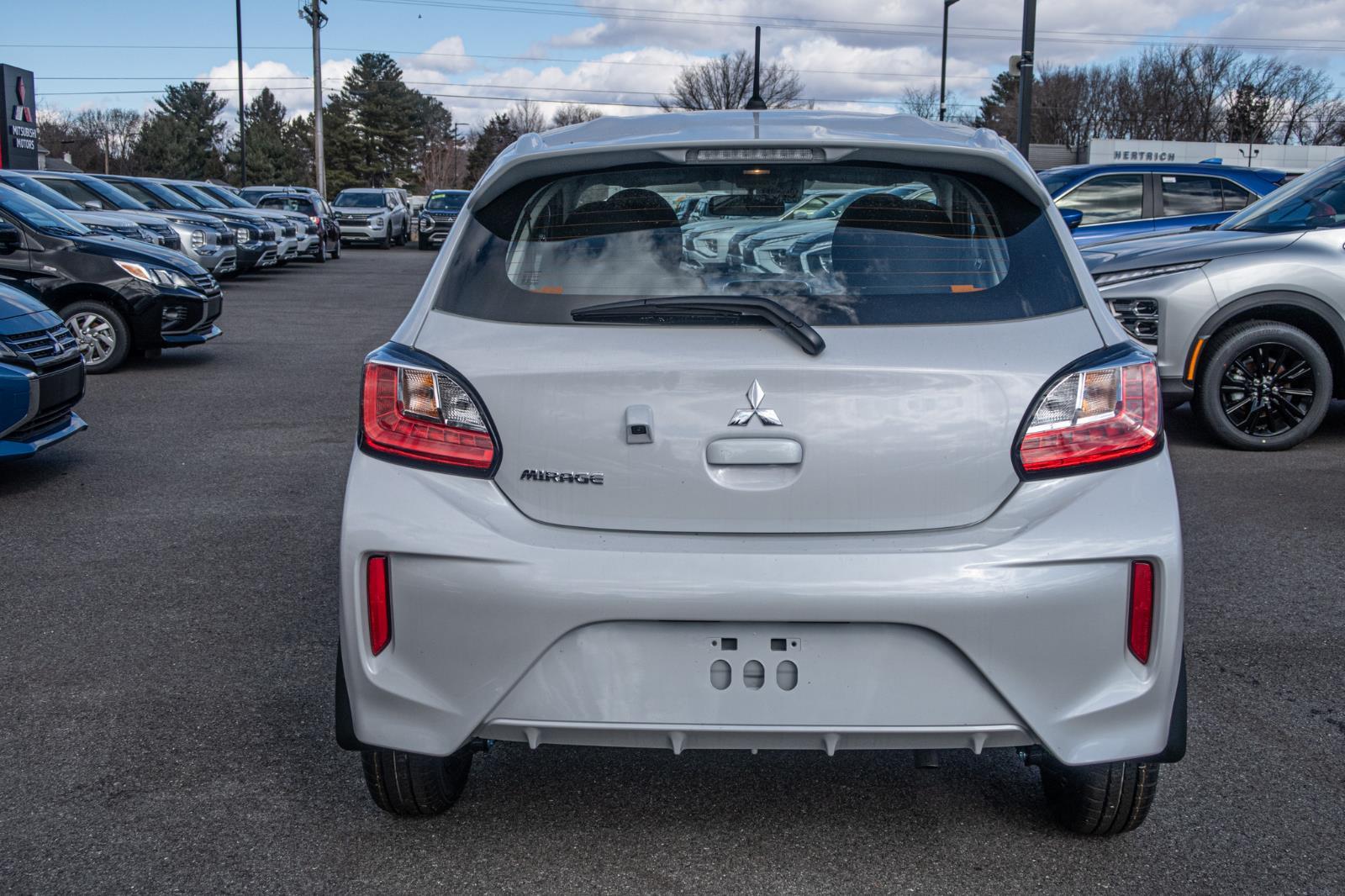 2024 Mitsubishi Mirage ES