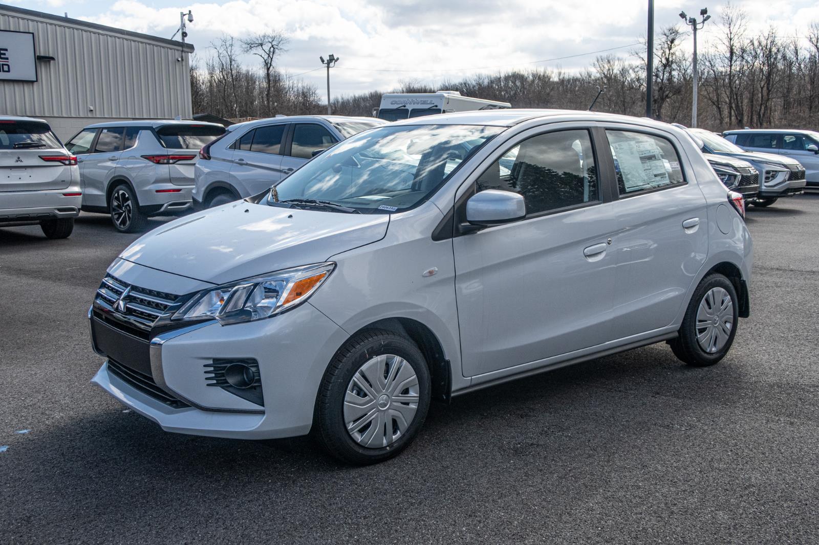 2024 Mitsubishi Mirage ES