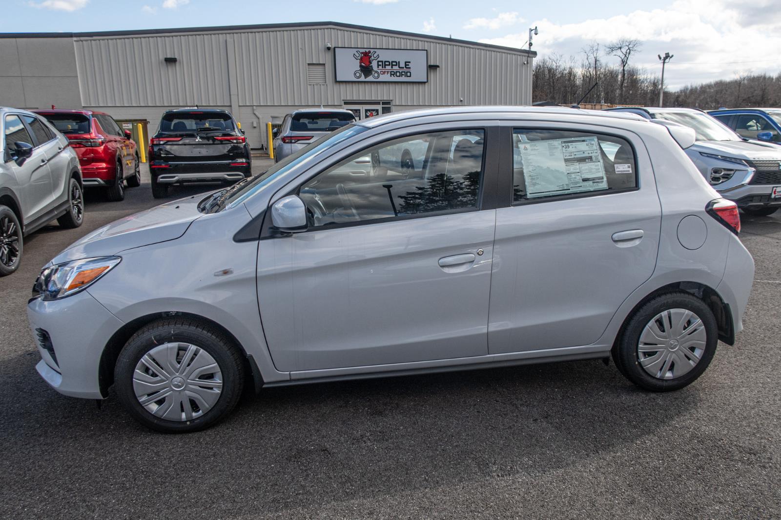 2024 Mitsubishi Mirage ES