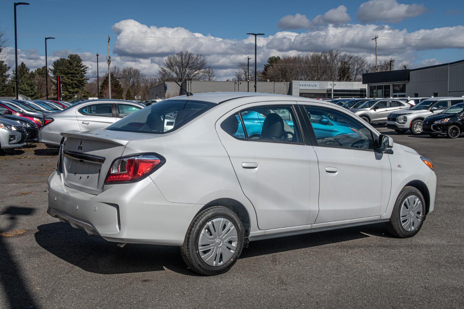 2024 Mitsubishi Mirage G4 ES