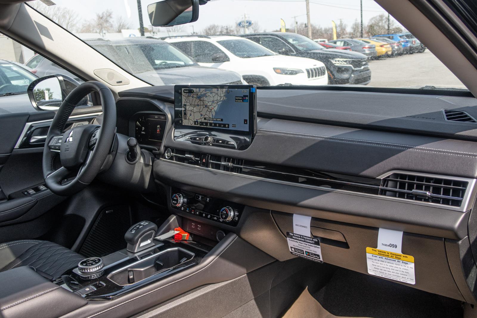 2025 Mitsubishi Outlander SEL