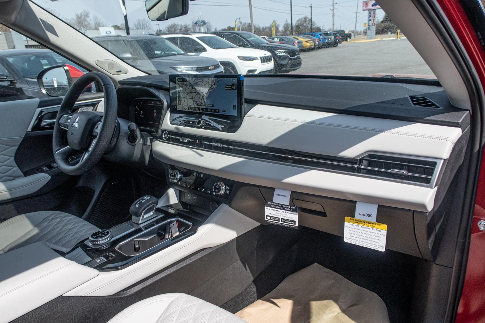 2025 Mitsubishi Outlander SEL