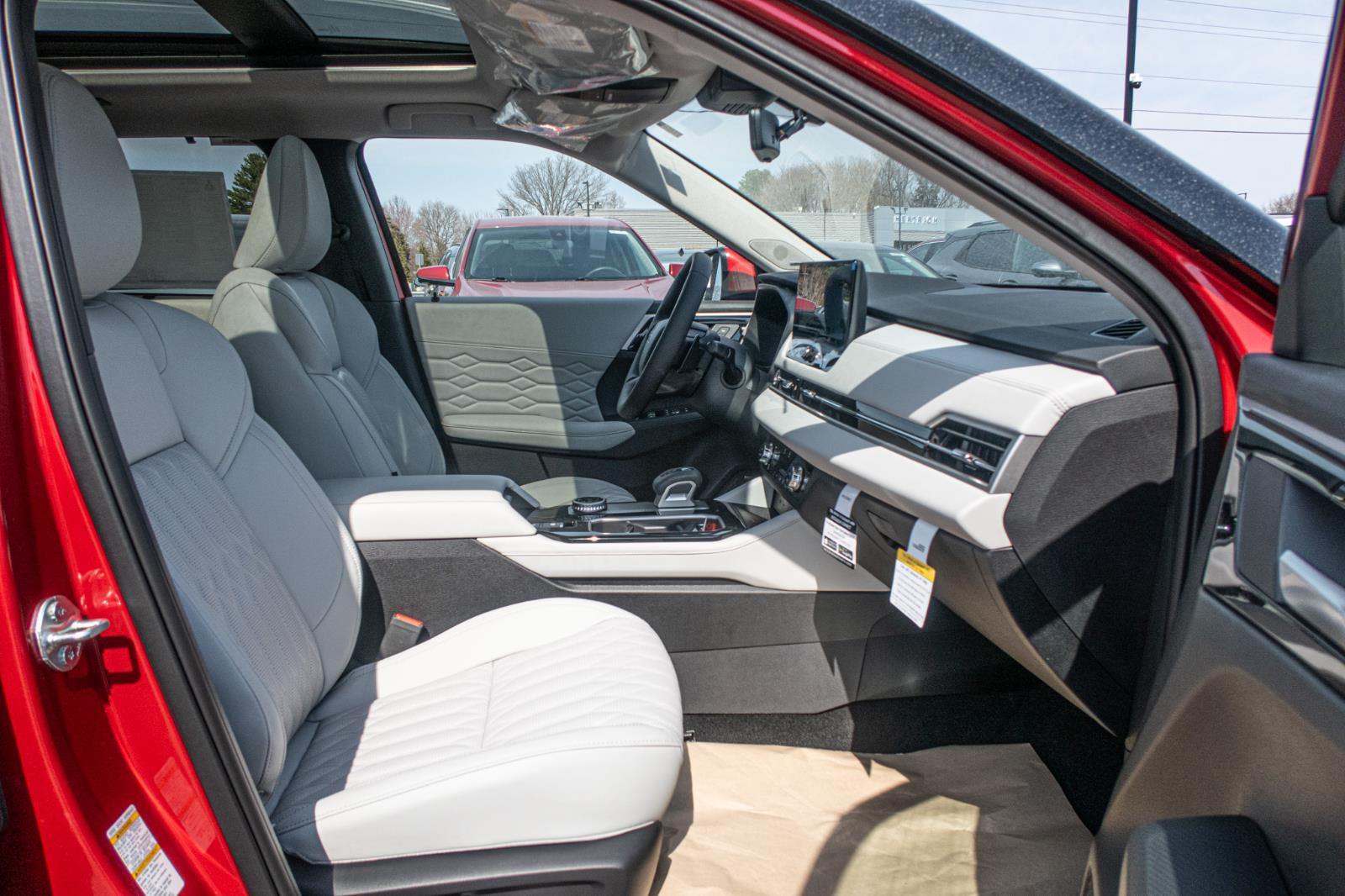 2025 Mitsubishi Outlander SEL