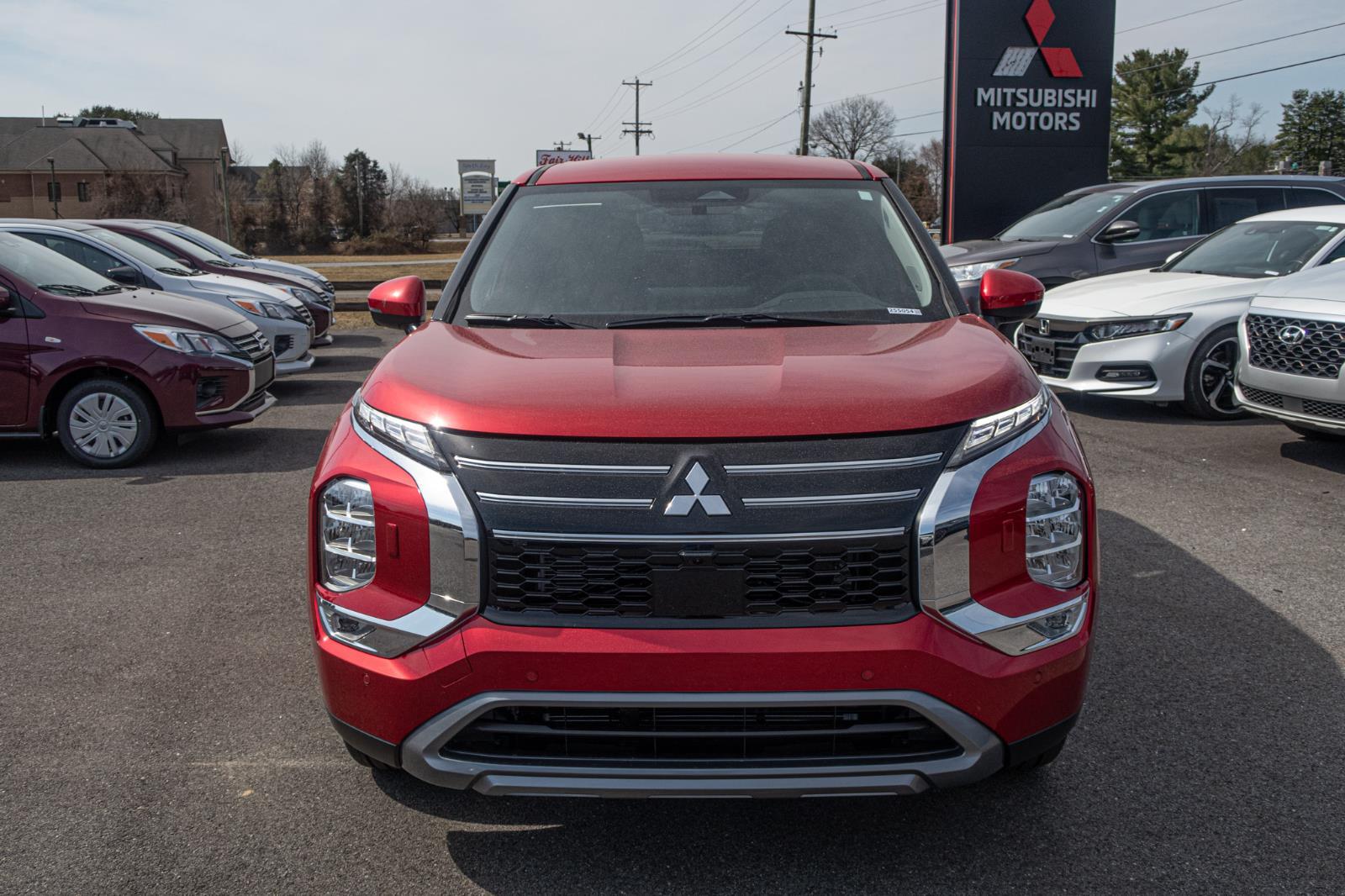 2025 Mitsubishi Outlander SE