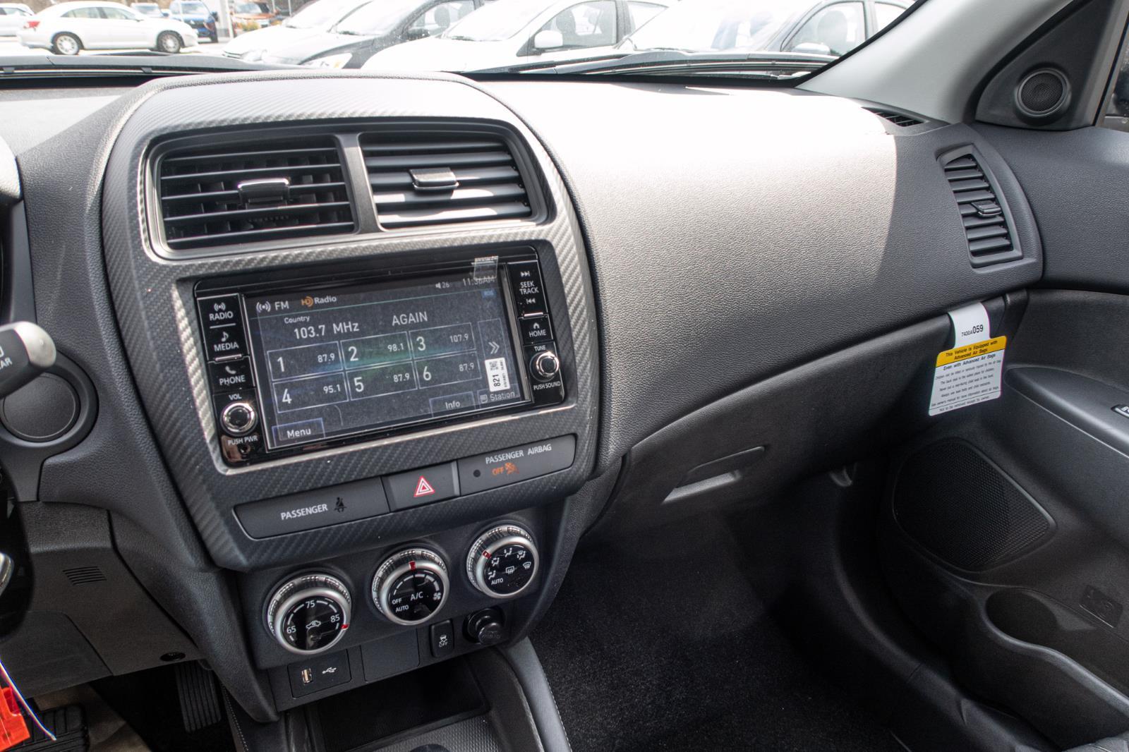 2025 Mitsubishi Outlander Sport ES