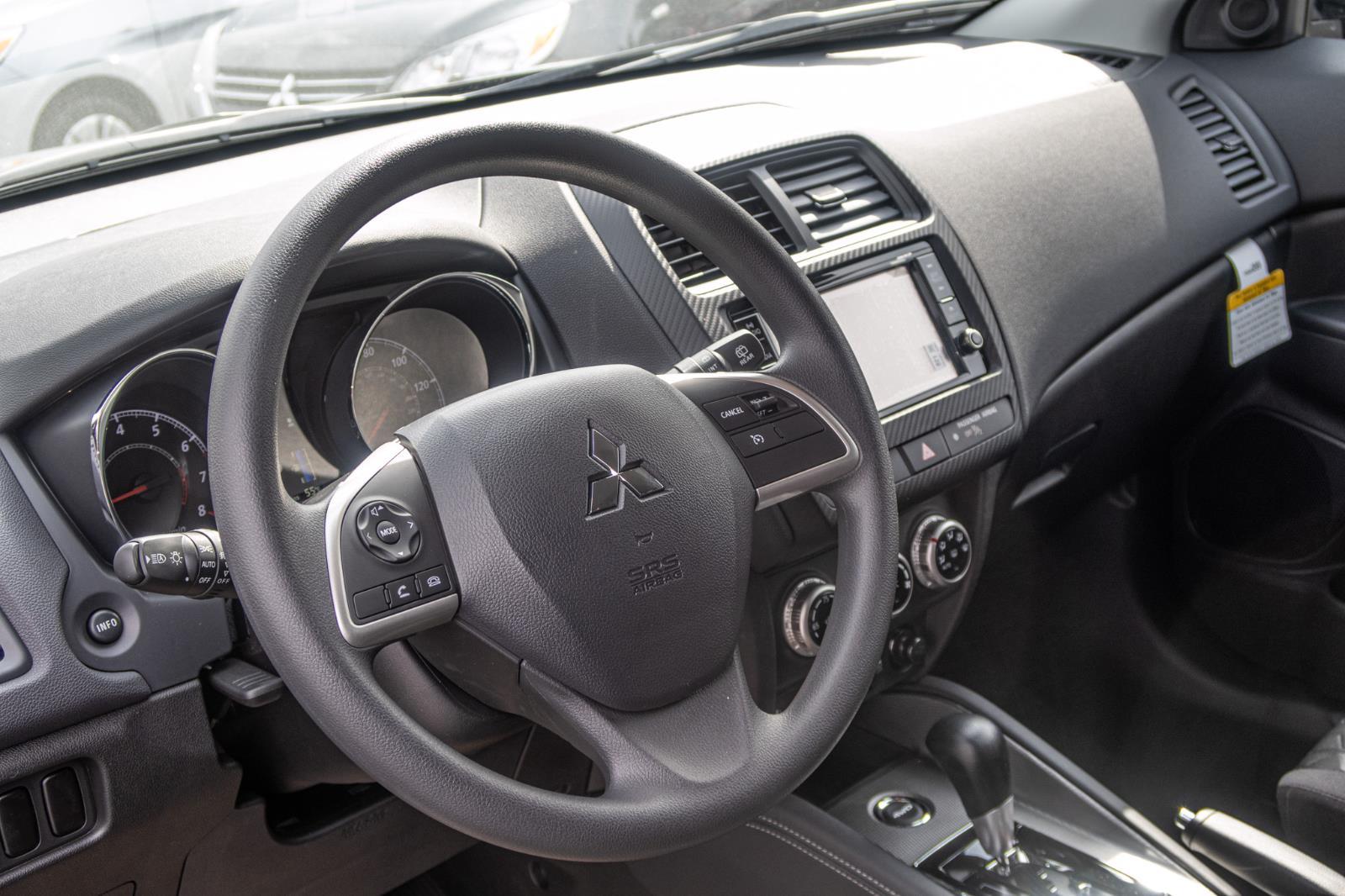 2025 Mitsubishi Outlander Sport ES
