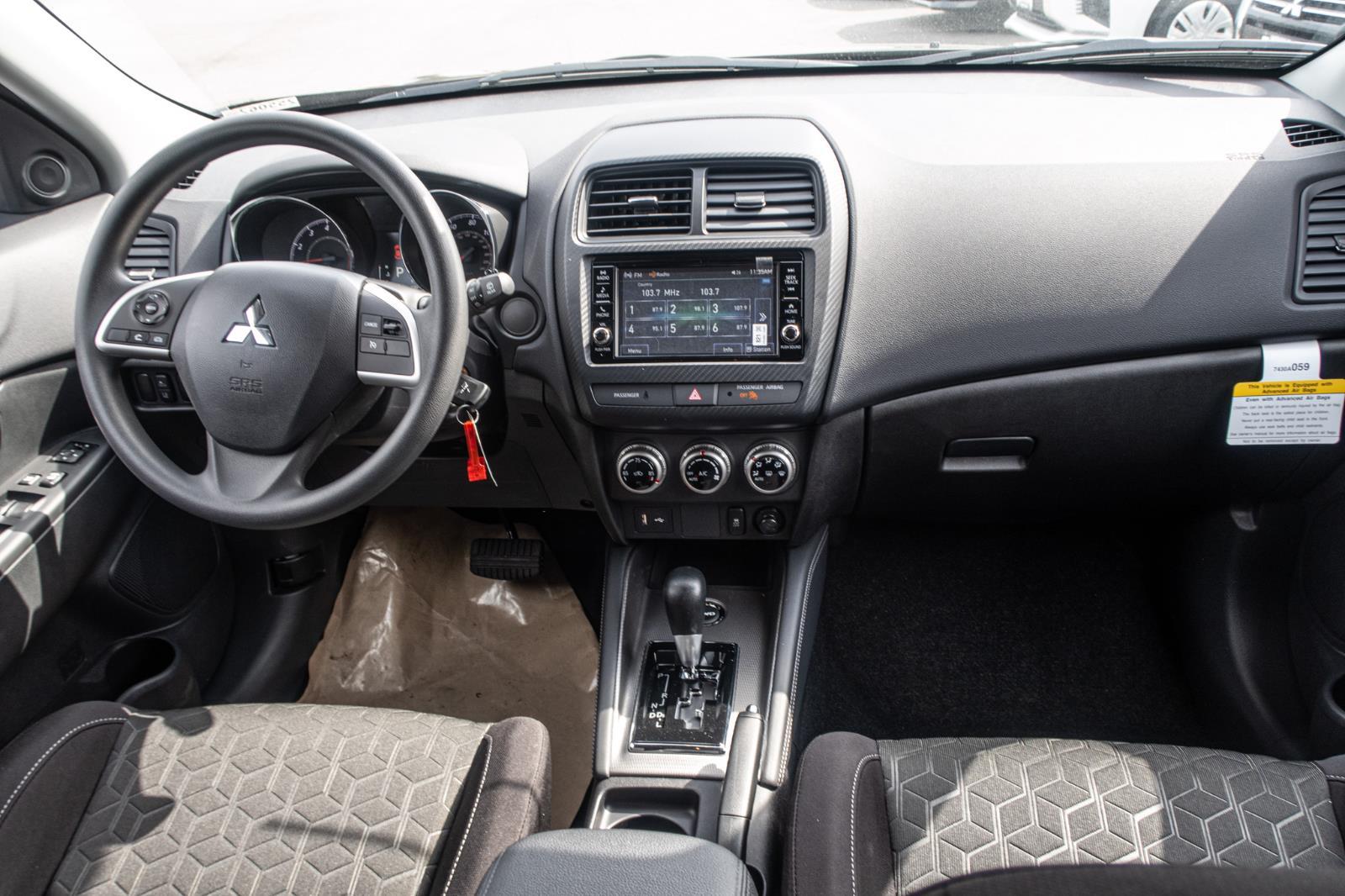 2025 Mitsubishi Outlander Sport ES