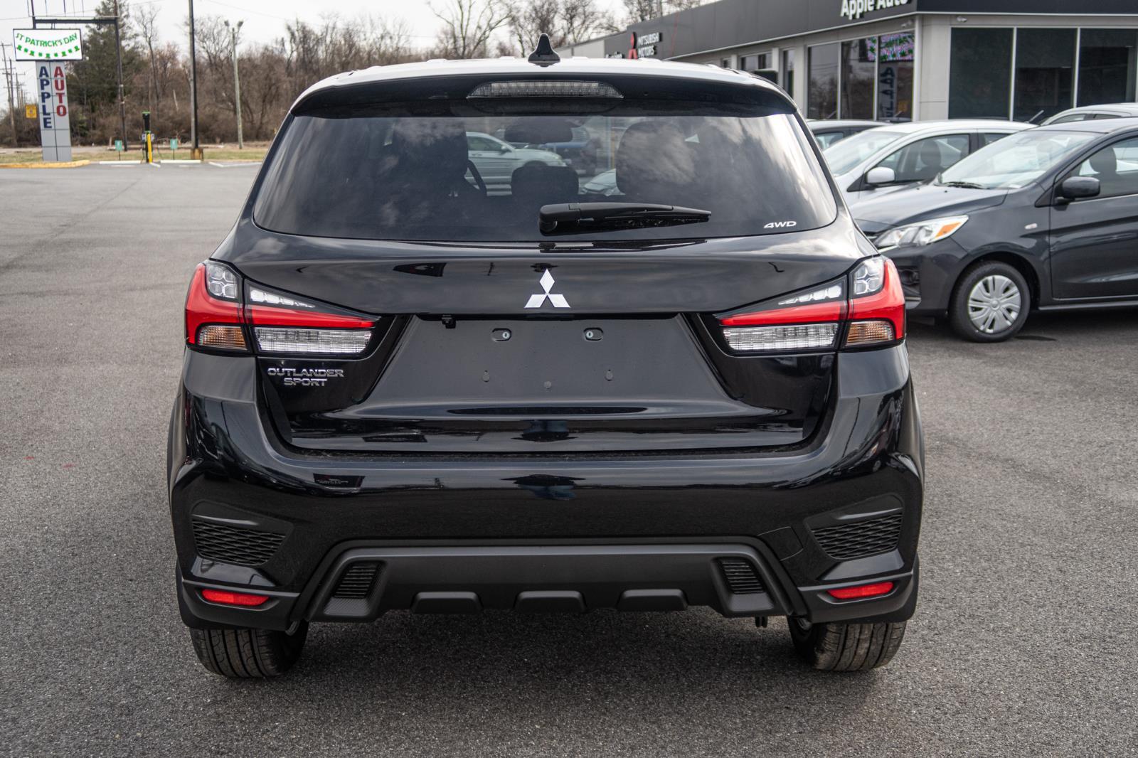 2025 Mitsubishi Outlander Sport ES