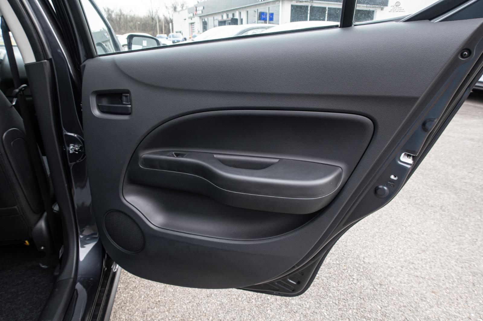 2024 Mitsubishi Mirage G4 ES