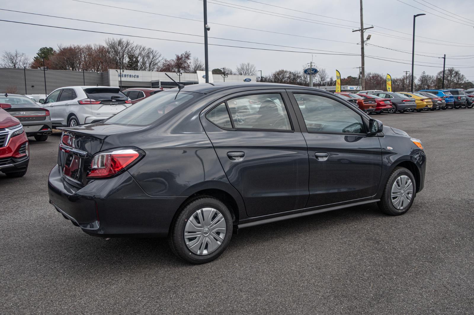 2024 Mitsubishi Mirage G4 ES