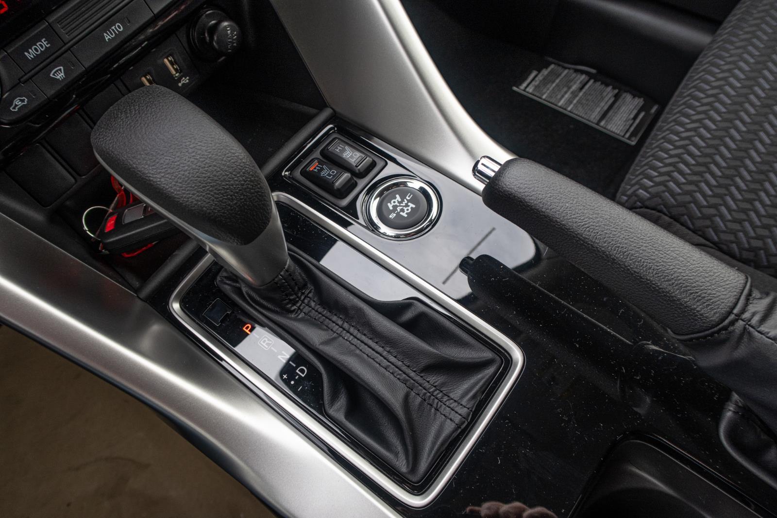 2025 Mitsubishi Eclipse Cross LE