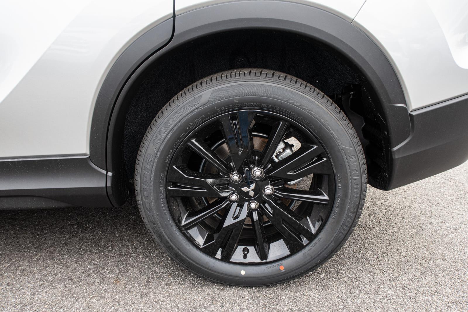 2025 Mitsubishi Eclipse Cross LE