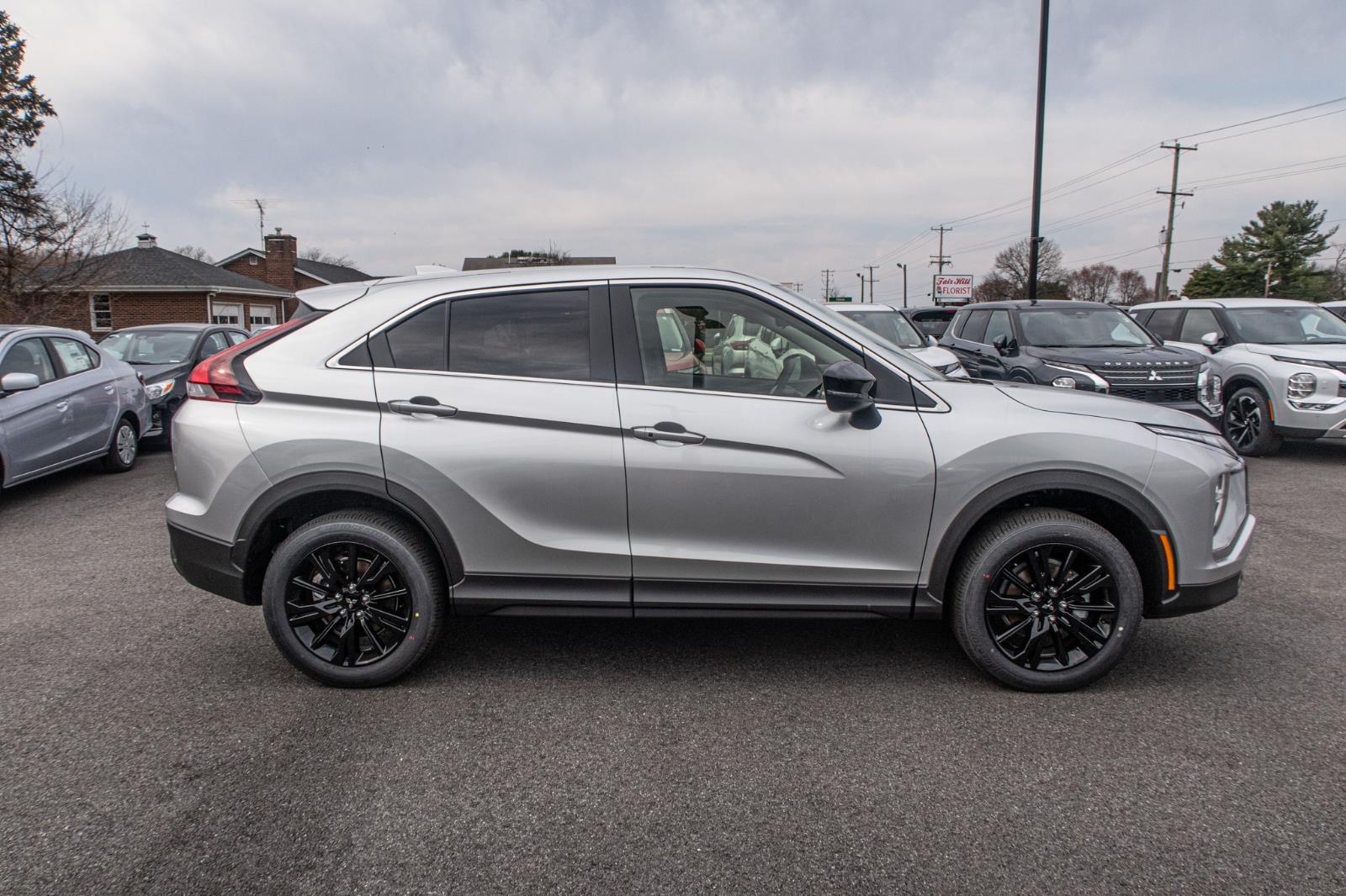 2025 Mitsubishi Eclipse Cross LE