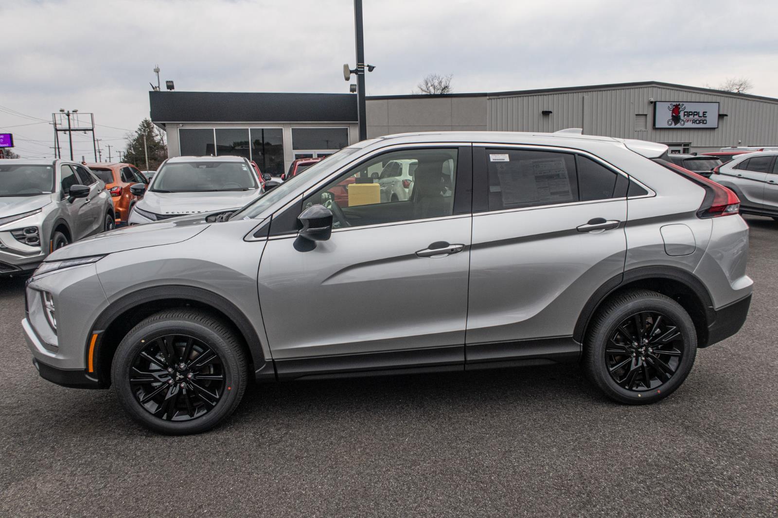2025 Mitsubishi Eclipse Cross LE