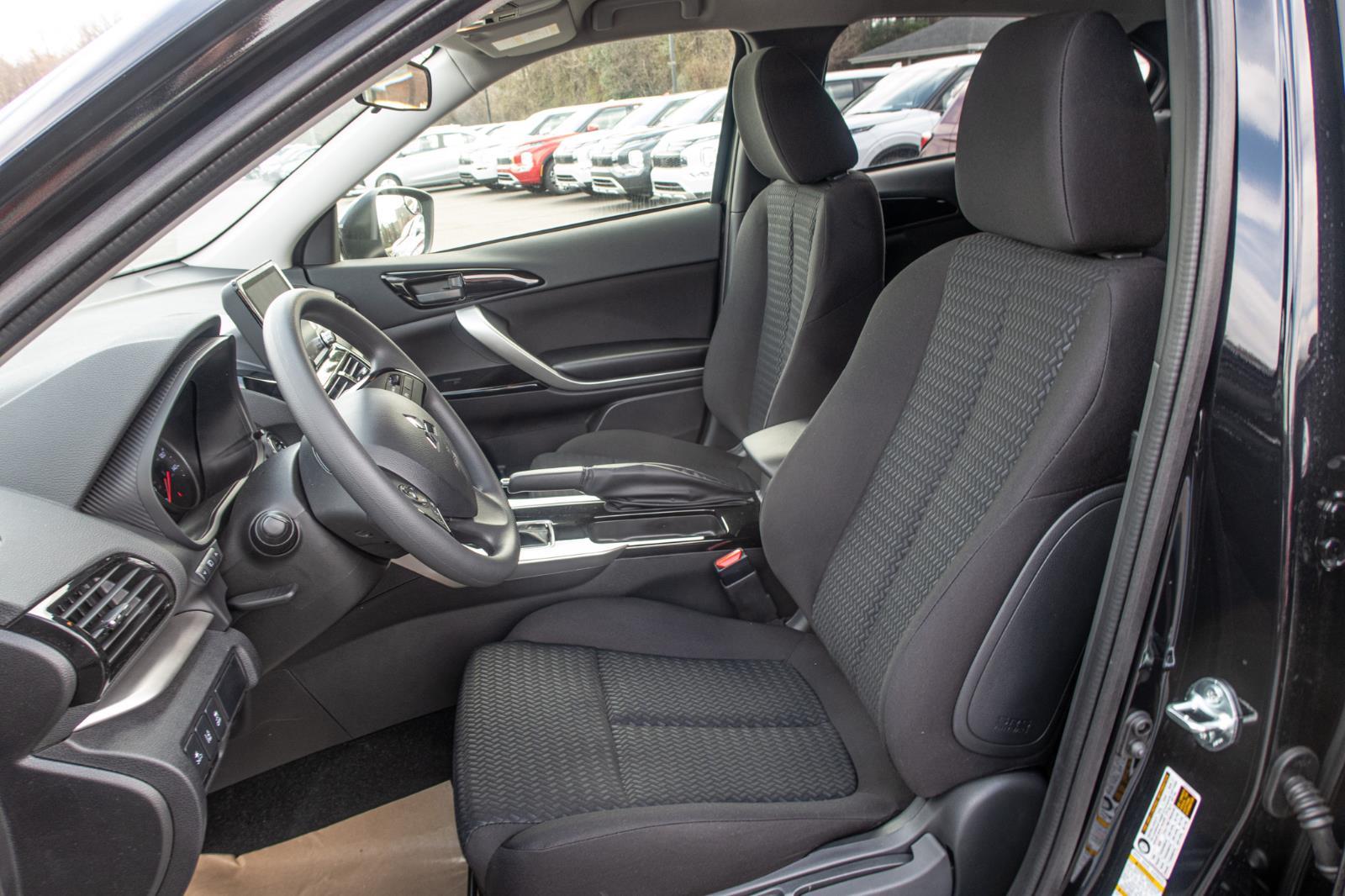 2025 Mitsubishi Eclipse Cross LE