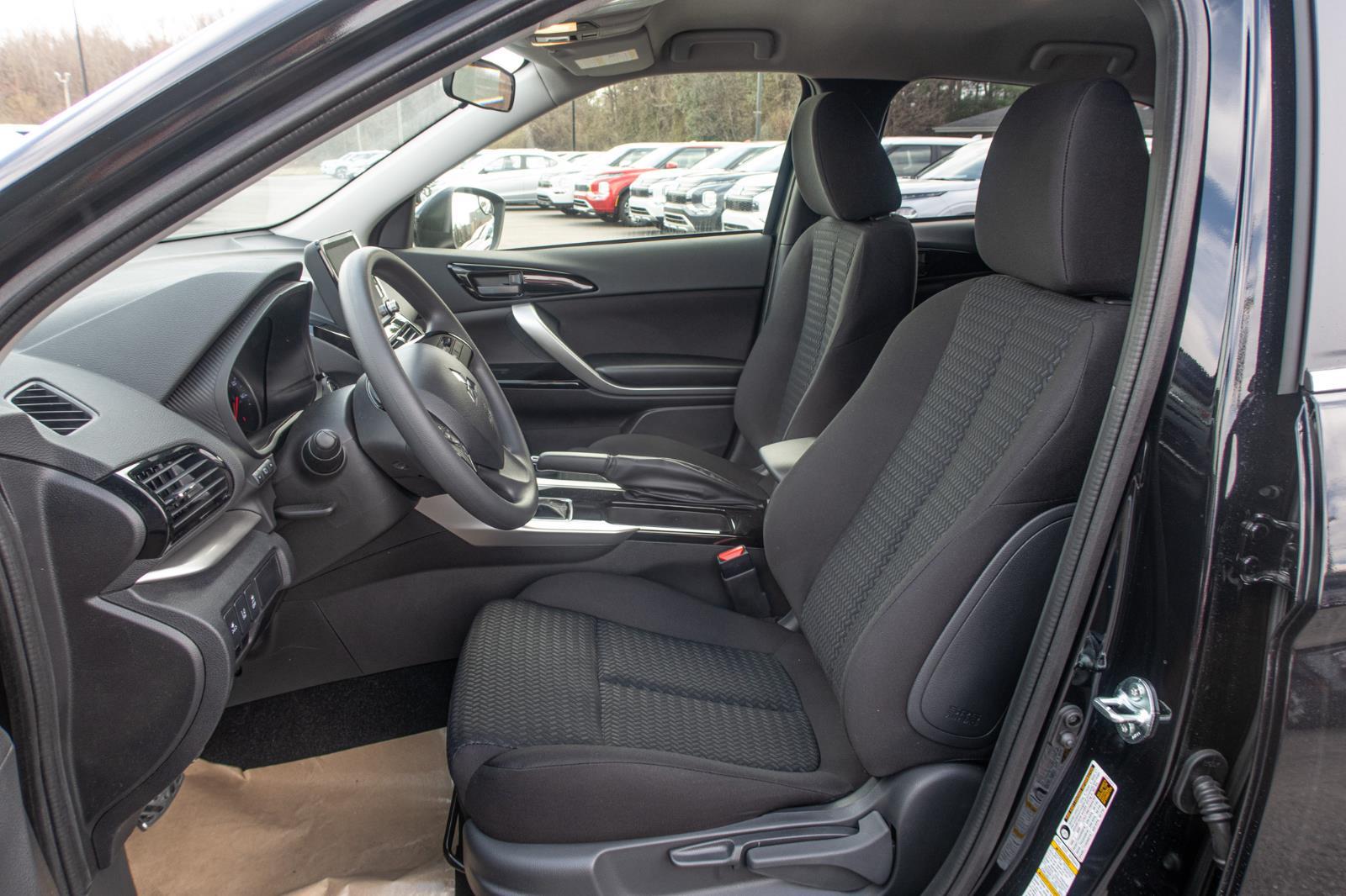 2025 Mitsubishi Eclipse Cross LE