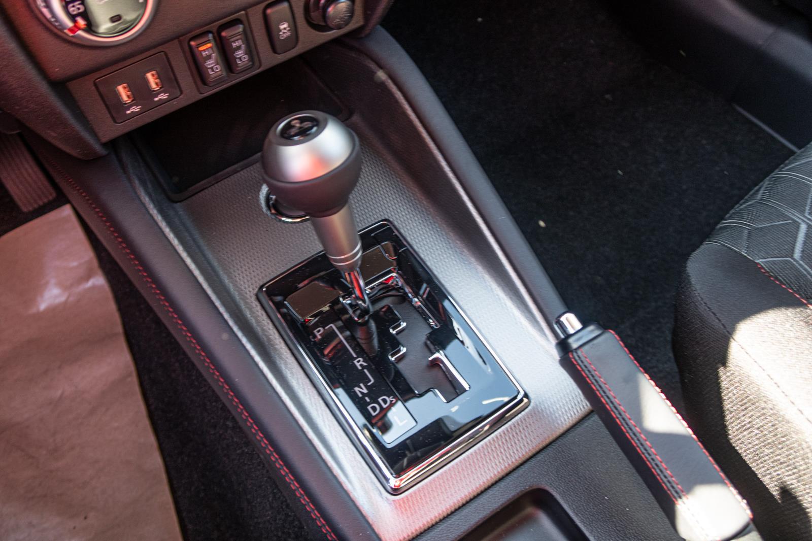 2025 Mitsubishi Outlander Sport LE