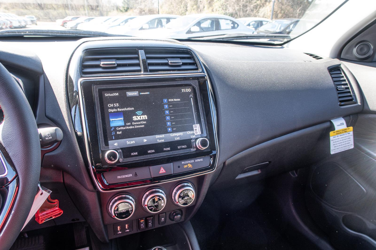2025 Mitsubishi Outlander Sport LE