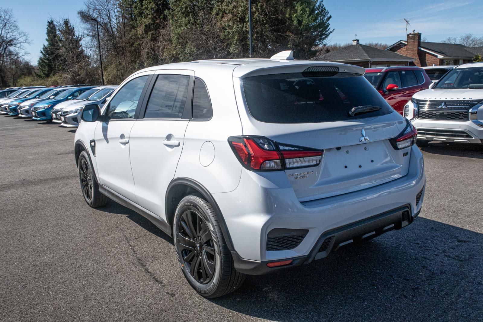 2025 Mitsubishi Outlander Sport LE