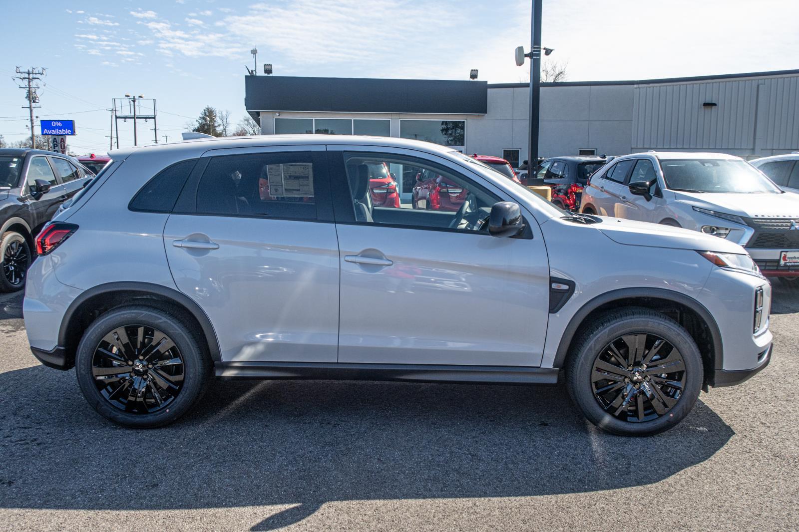 2025 Mitsubishi Outlander Sport LE