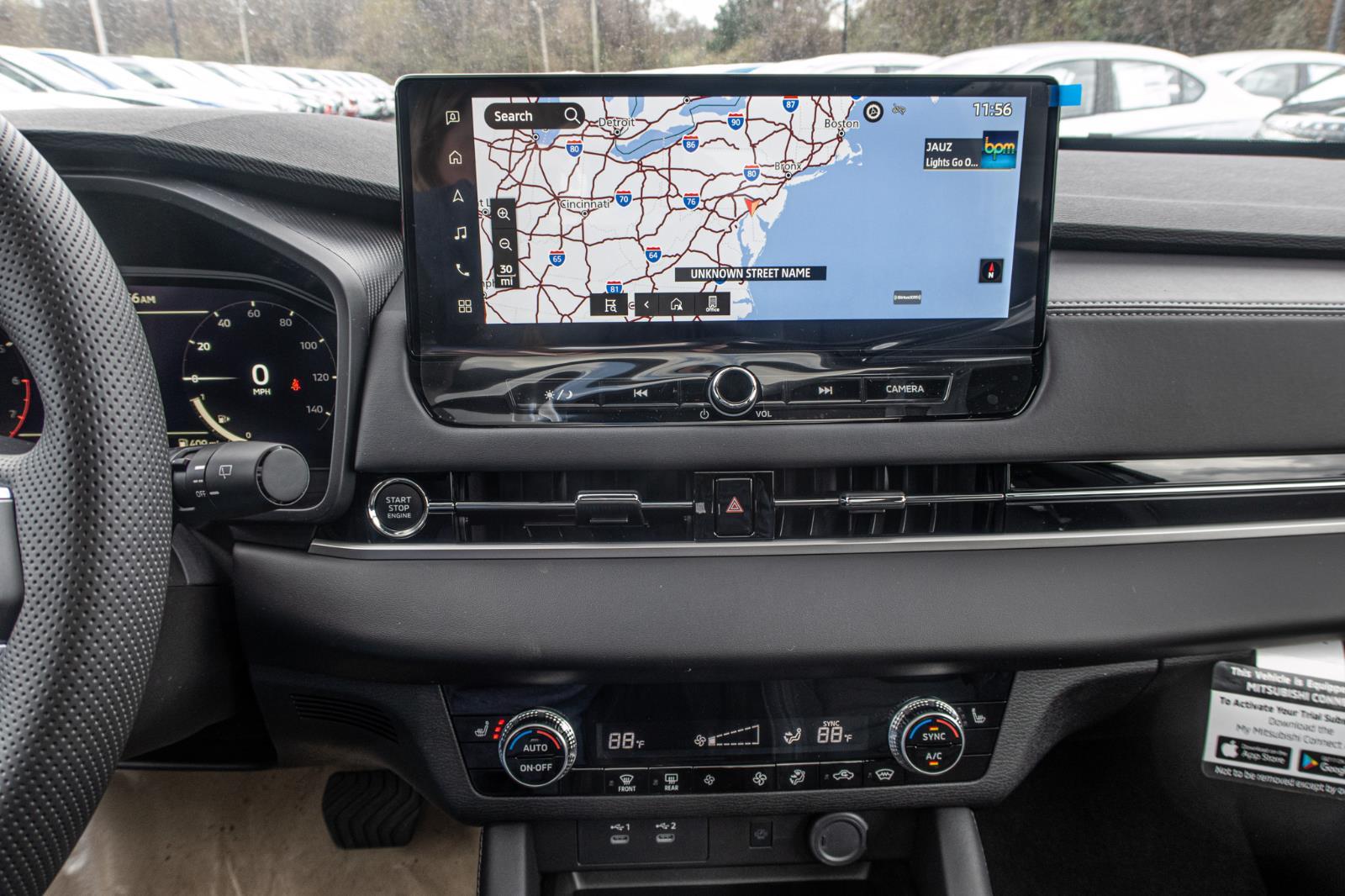 2025 Mitsubishi Outlander SE