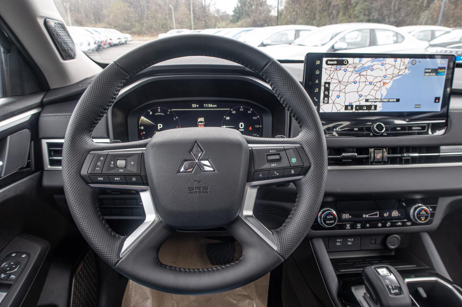 2025 Mitsubishi Outlander SE