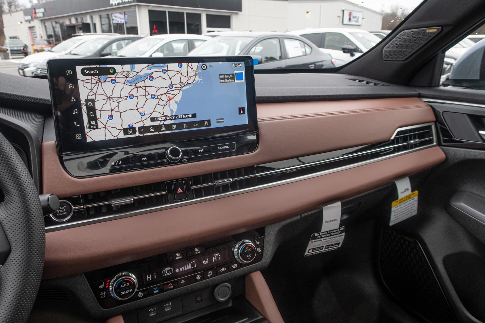 2025 Mitsubishi Outlander SEL
