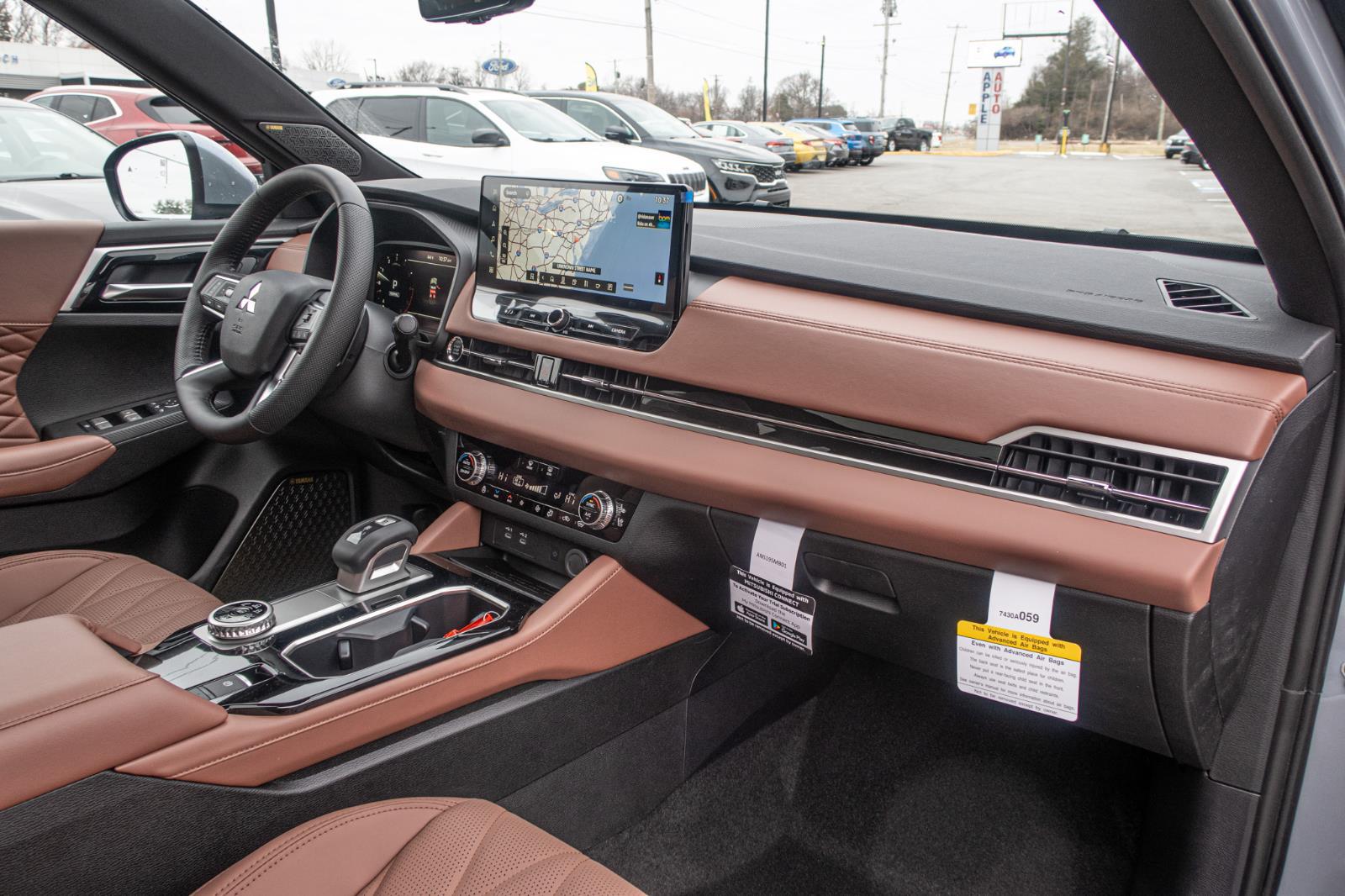 2025 Mitsubishi Outlander SEL