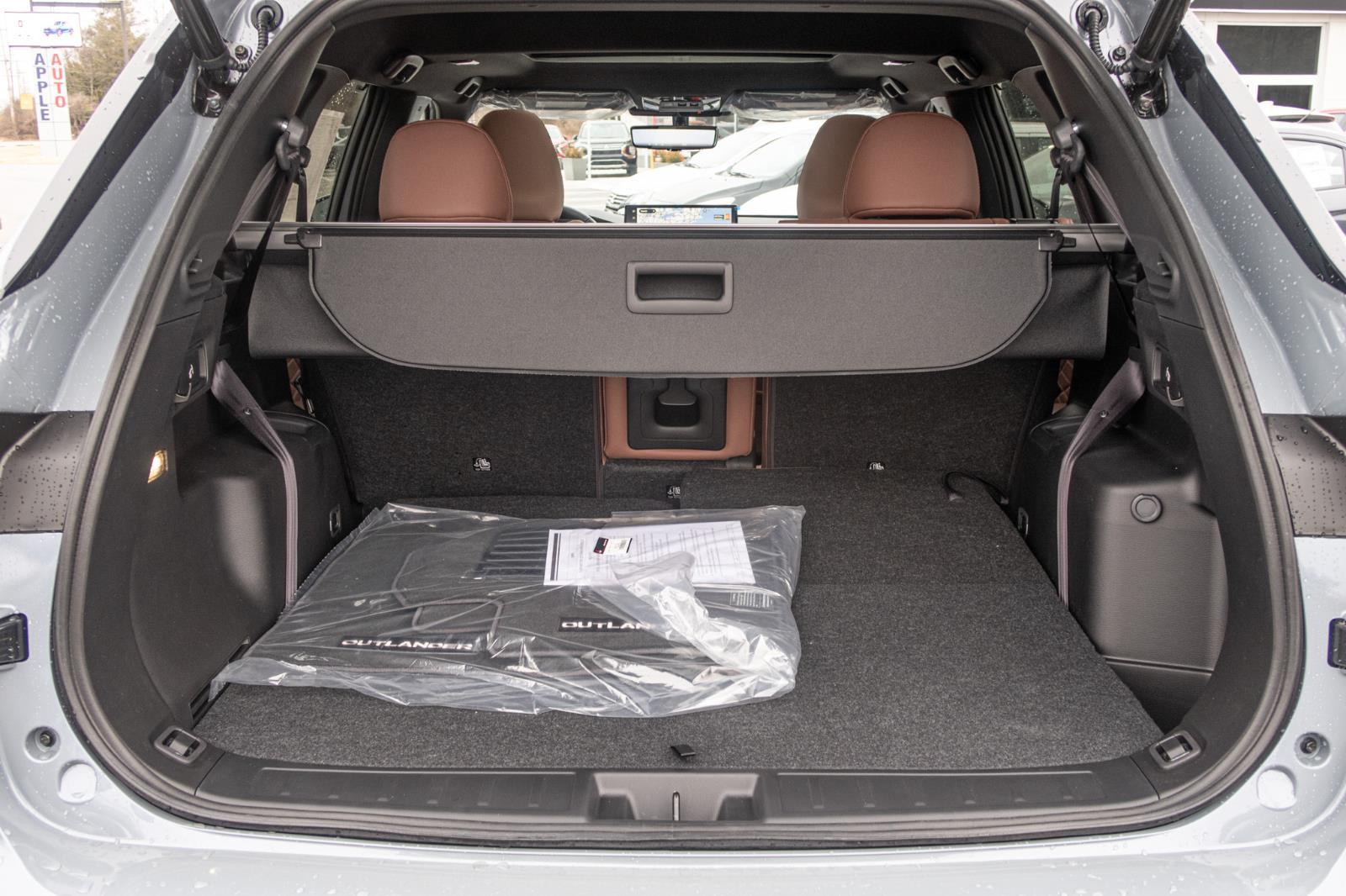 2025 Mitsubishi Outlander SEL