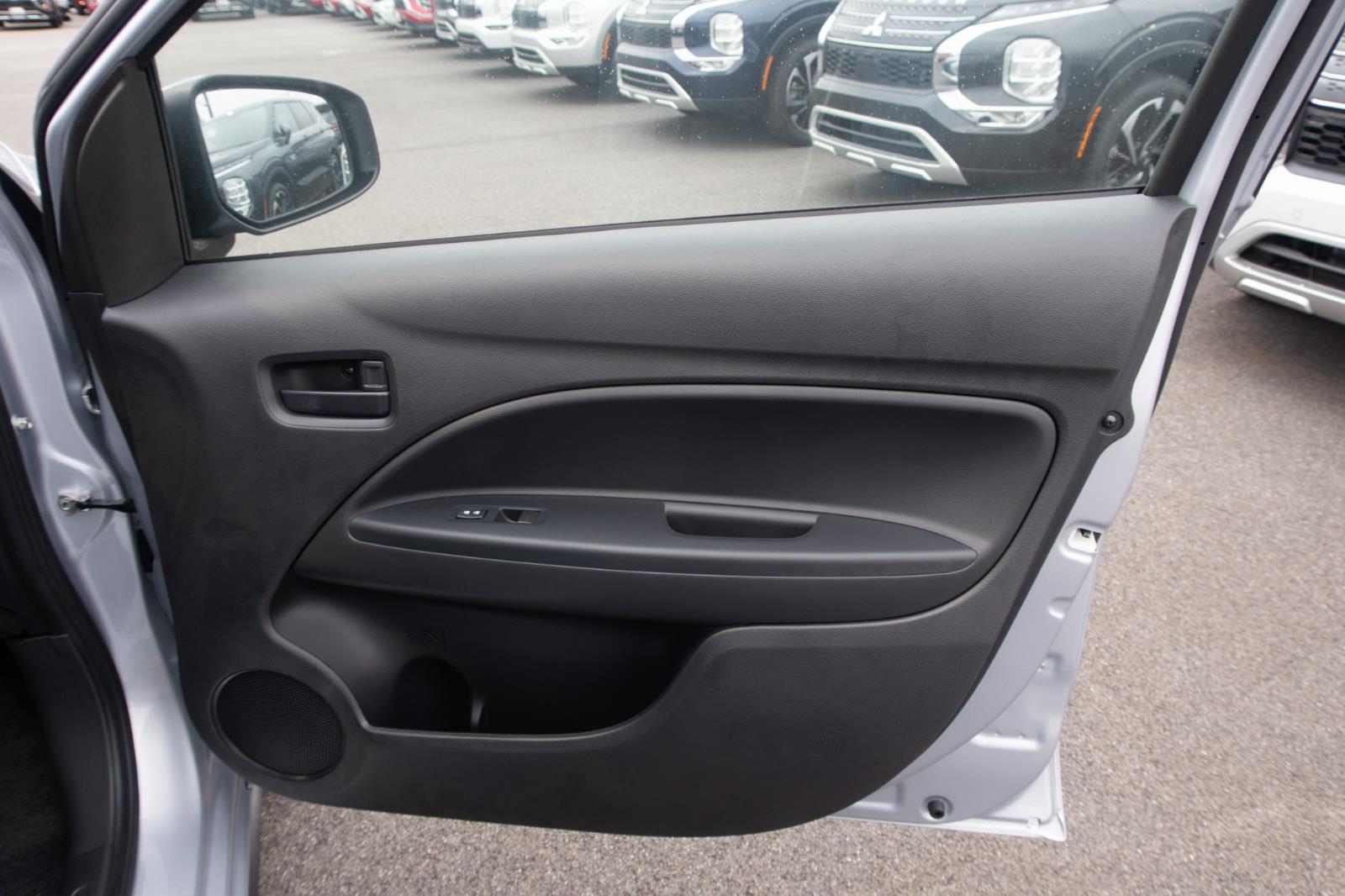 2024 Mitsubishi Mirage G4 ES