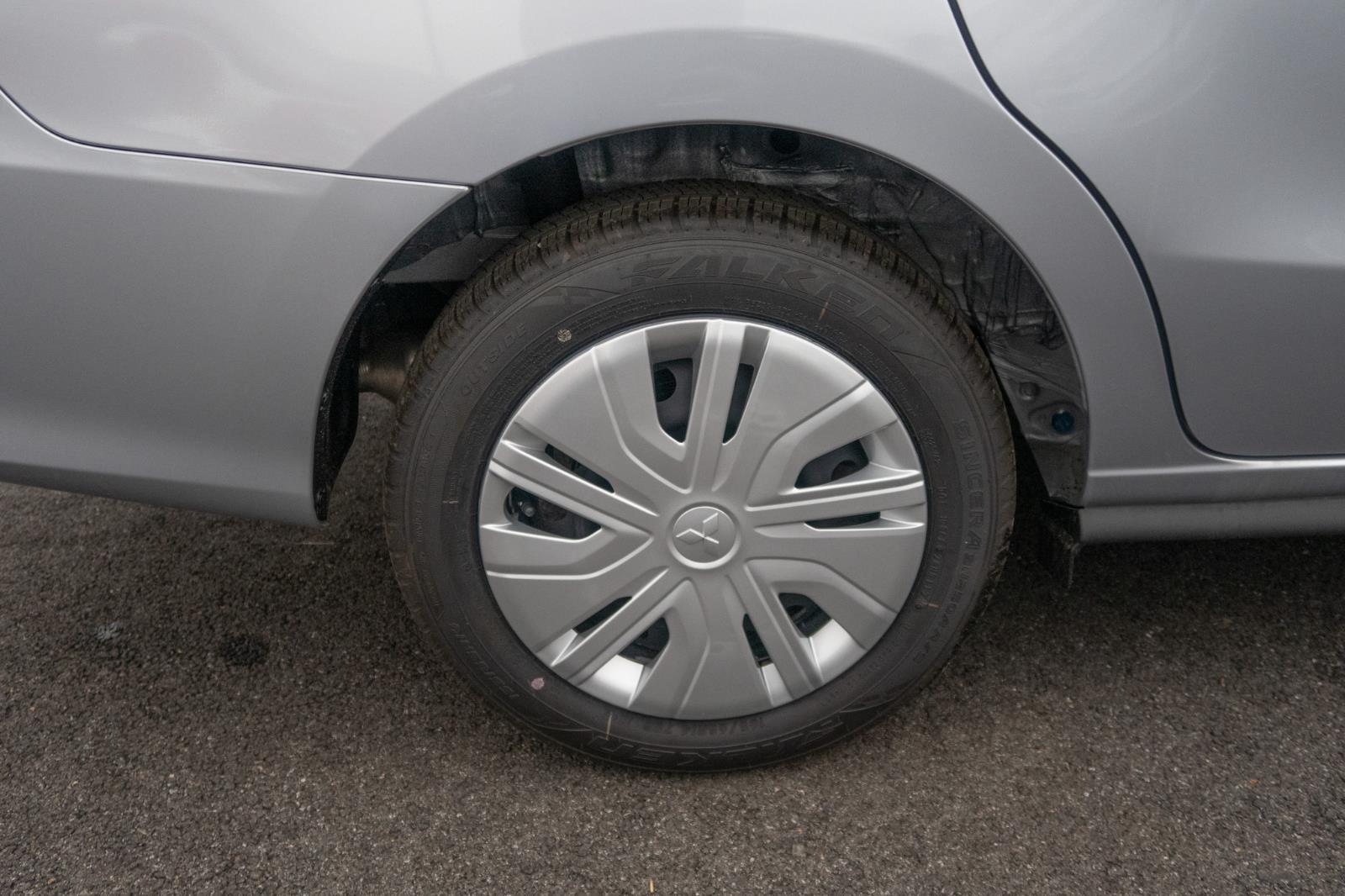 2024 Mitsubishi Mirage G4 ES