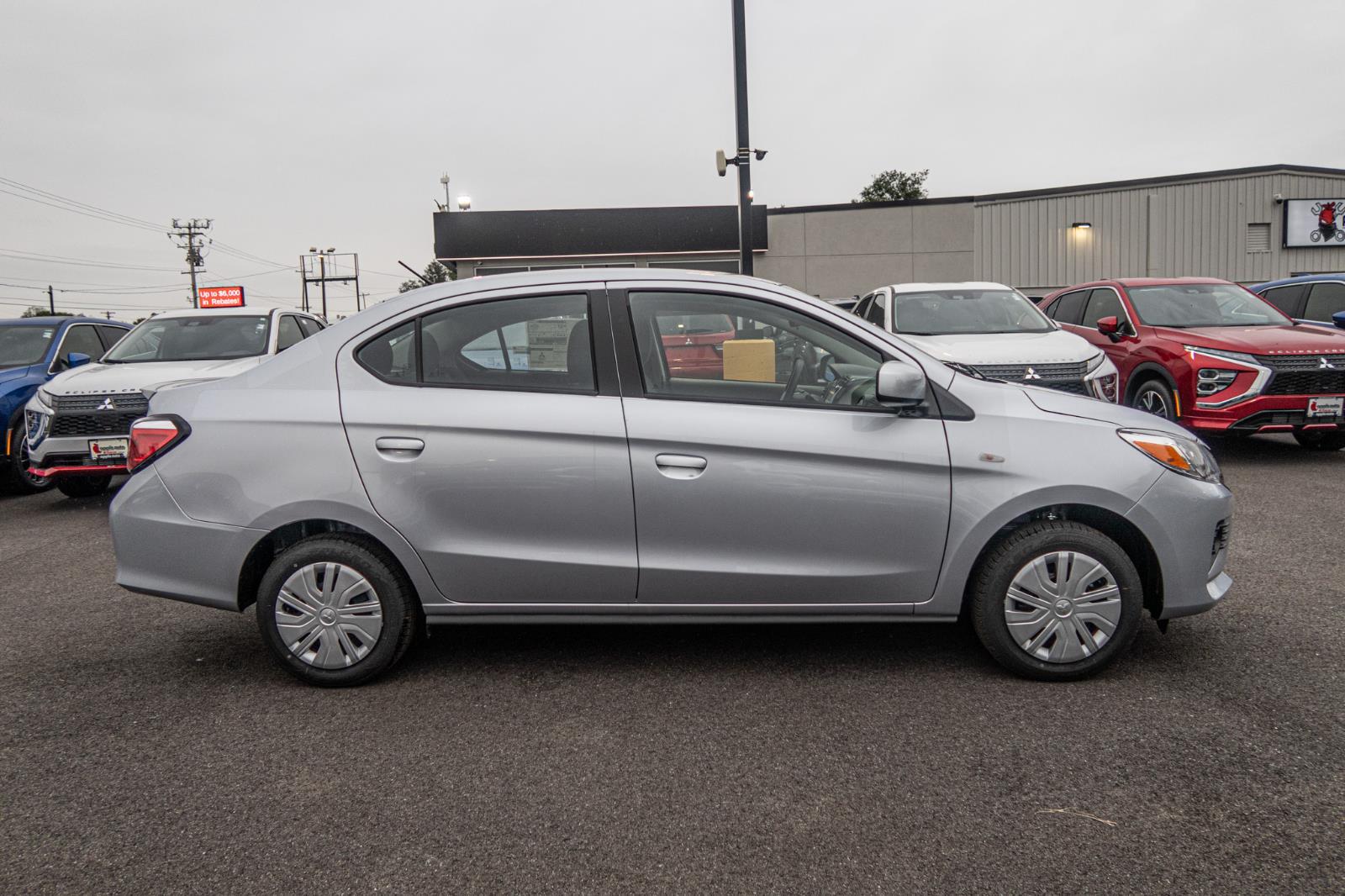 2024 Mitsubishi Mirage G4 ES
