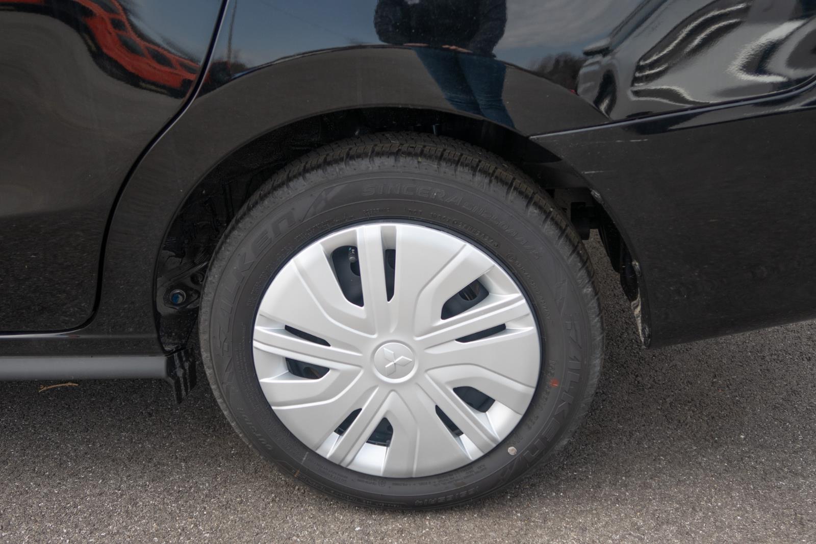 2024 Mitsubishi Mirage G4 ES