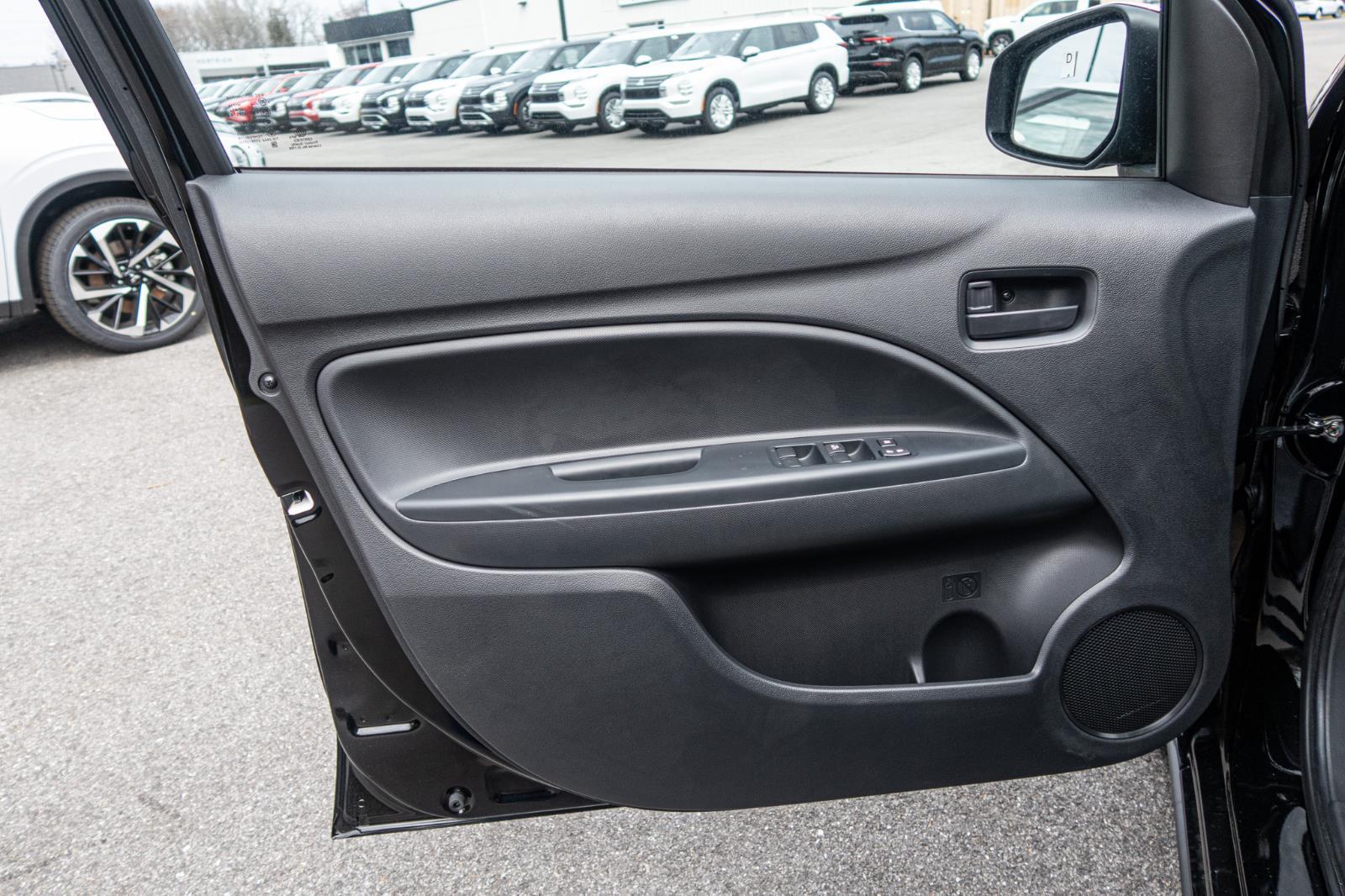 2024 Mitsubishi Mirage ES