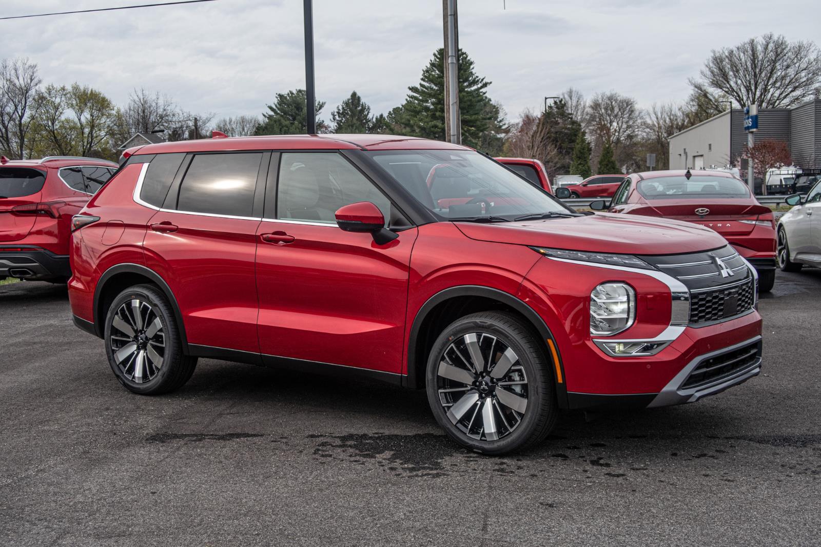 2025 Mitsubishi Outlander SE